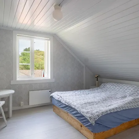 Gulehuset - Fjh608 By Interhome Gjelland