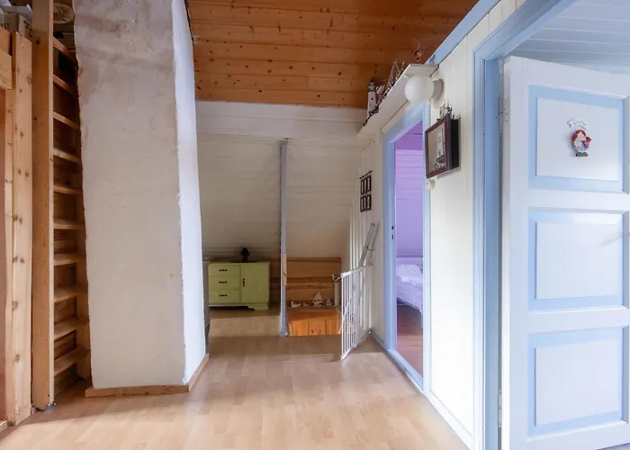 Gulehuset By Interhome