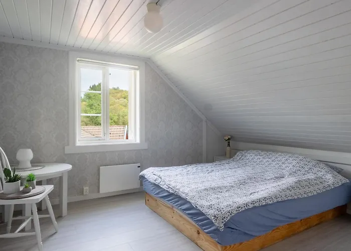 Gulehuset By Interhome Gjelland